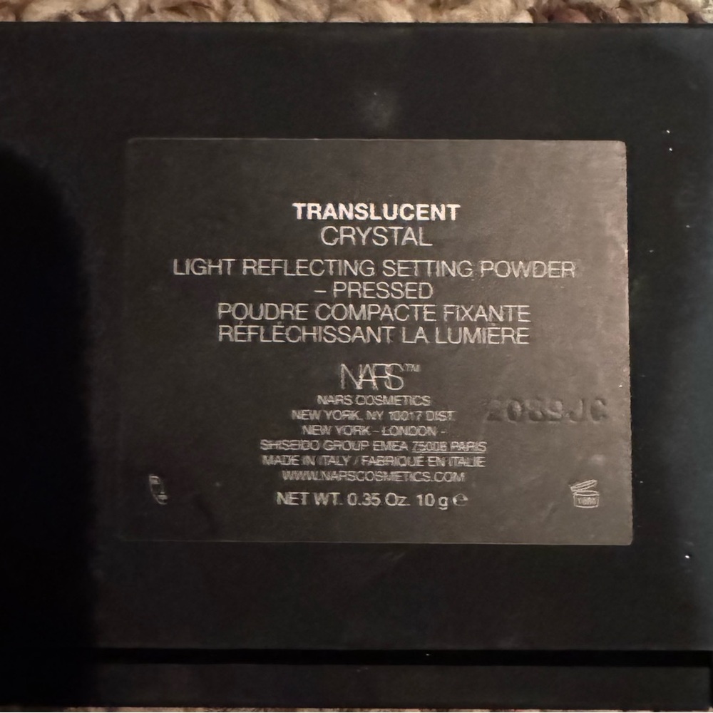 NARS Translucent Light Reflecting Setting Powder - Picture 3 of 3